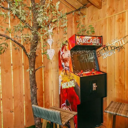 La Canopee Semesterbostad *